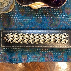 Vintage gold-tone link bracelet